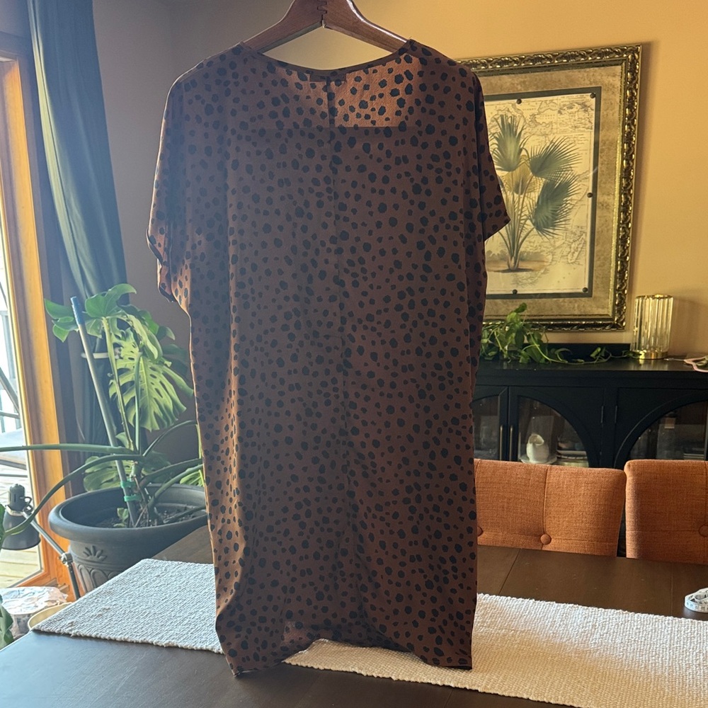 Emory Rose Leopard Print Dress - Picture 5 of 6